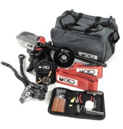 Kit complet de de treuillage 10K avec sangles, manilles souples, poulie, pelle pliante et sac de transport. OFDRECKIT10KF