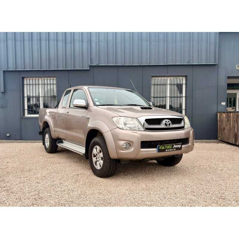 TOYOTA HILUX XTRA CABINE 2.5 D-4D 4X4 PLATEAU TOYOTA HILUX XTRA CABINE 2.5 D-4D 4X4 PLATEAU